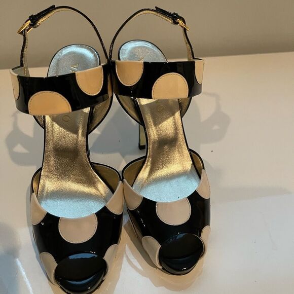Valentino Garavani Polka Dot Heels Size 38 - Picture 2 of 10